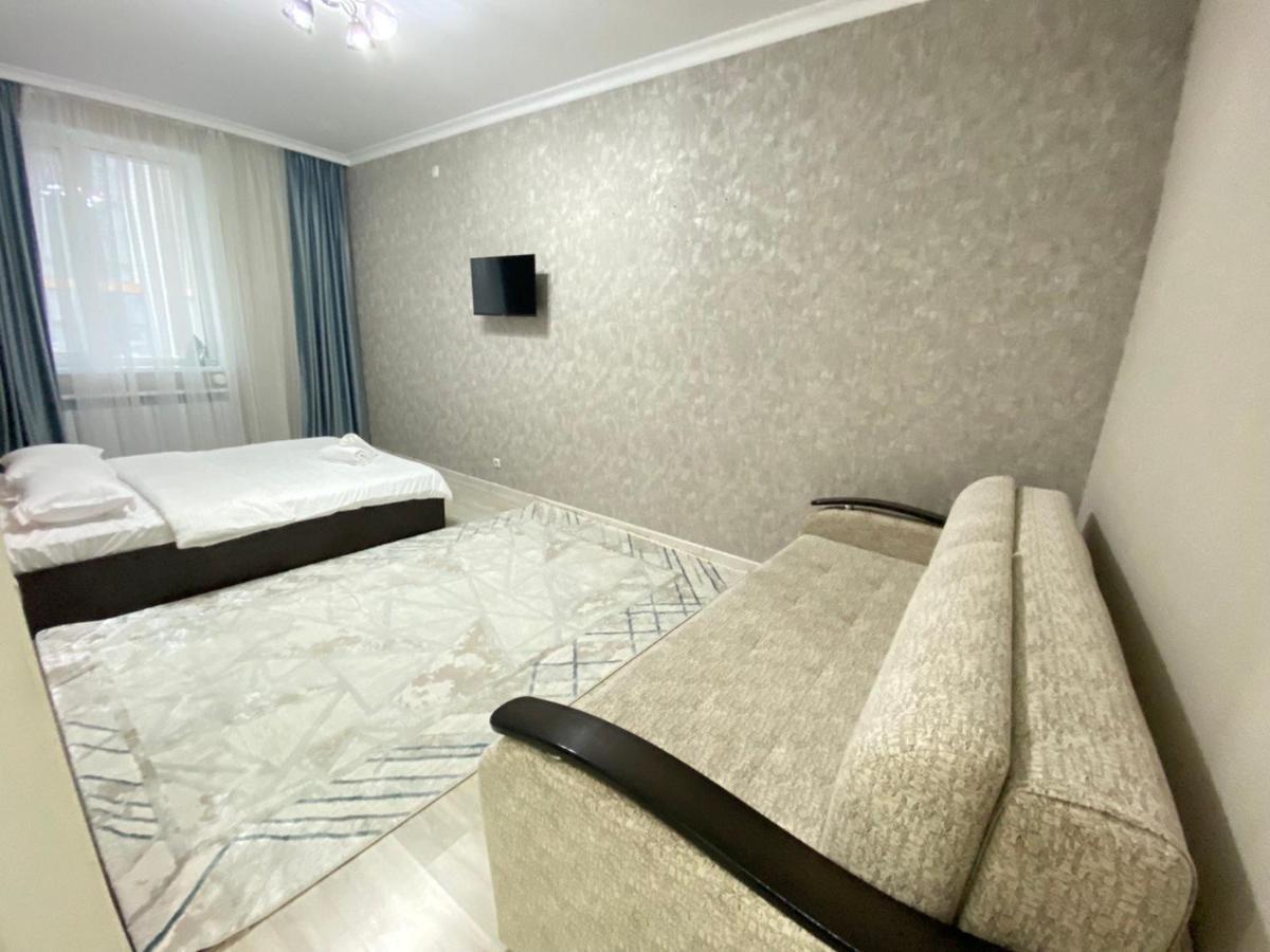 Whitehome In Panorama Park Astana Buitenkant foto